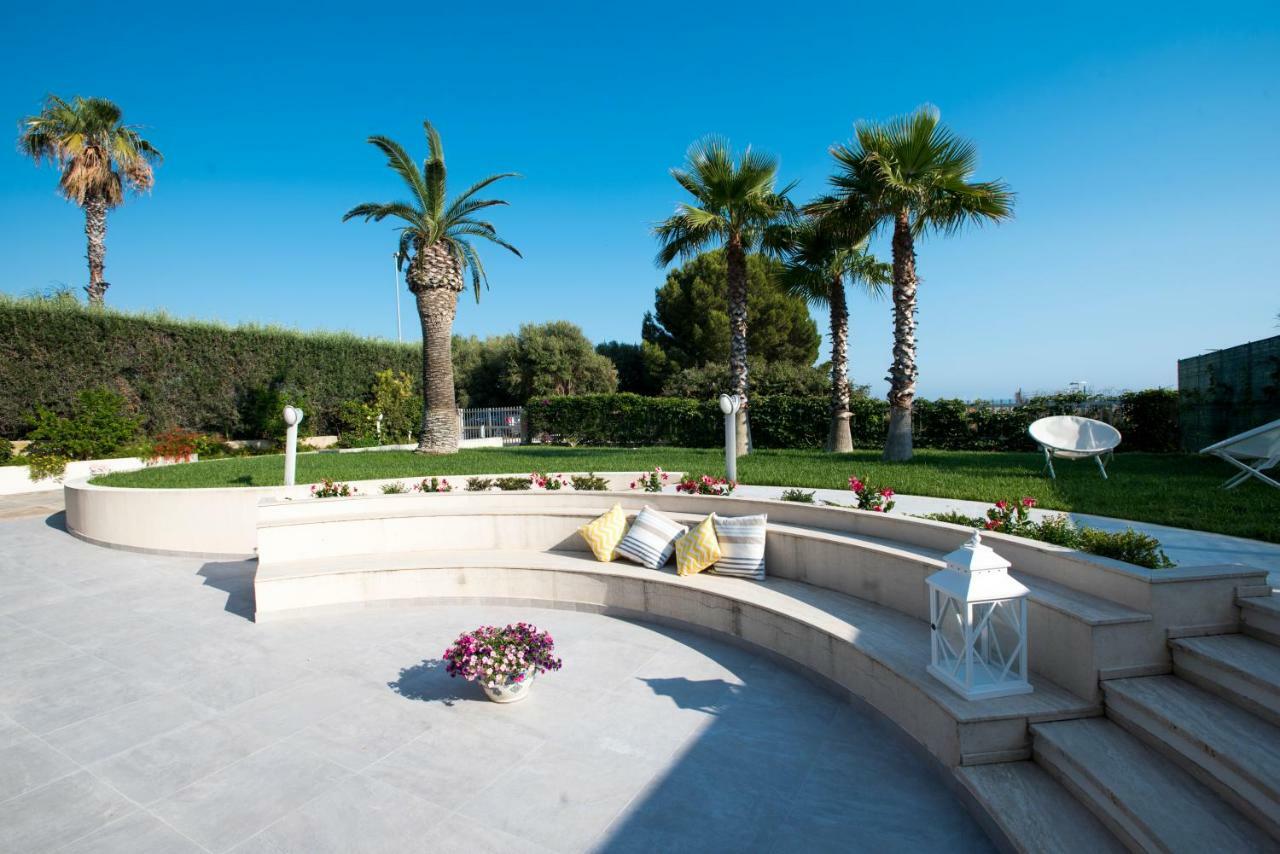 Villa Vulcano マリーナ・ディ・ラグーザ エクステリア 写真